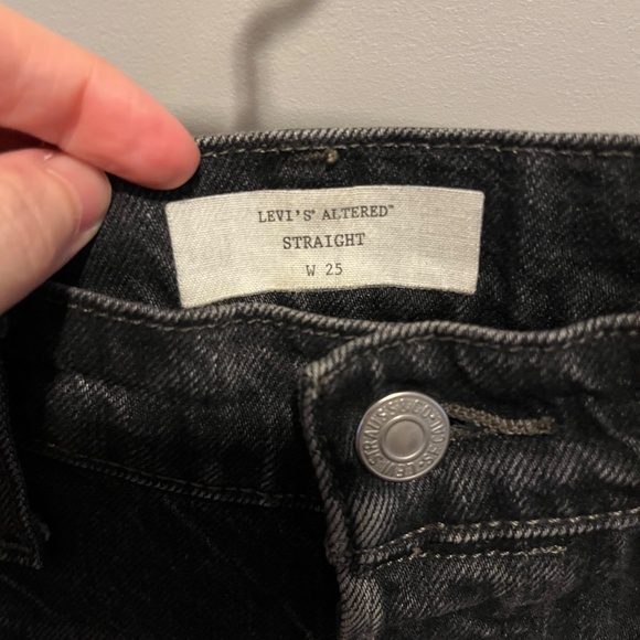 Levi’s straight leg jeans - Picture 3 of 4